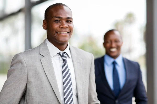 Afrikanische amerikanische Geschäftsleute im Amt — Stockfoto