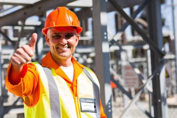 Elektricien geven duim omhoog — Stockfoto