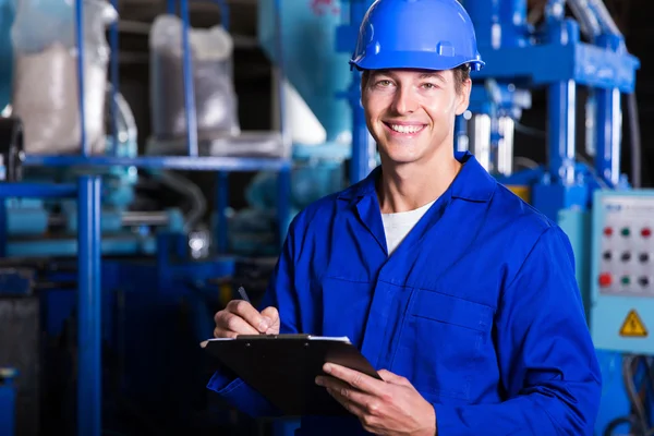 Fabriek manager met Klembord — Stockfoto