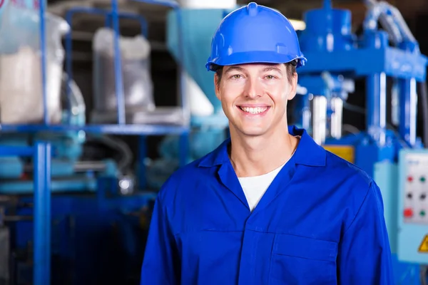 Manliga fabriken tekniker — Stockfoto