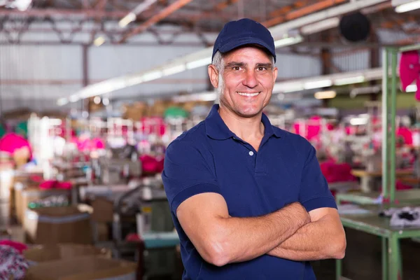 Senior kleding fabriek eigenaar — Stockfoto