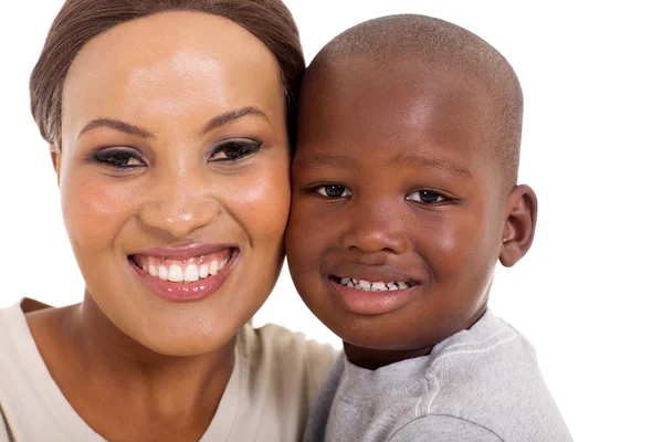 Moeder en zoon glimlachen — Stockfoto