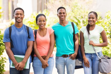 Grup birlikte ayakta Üniversite öğrenci