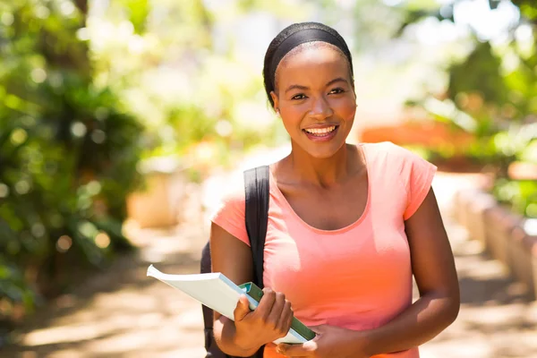 Female college student going to class — Stock Photo, Image