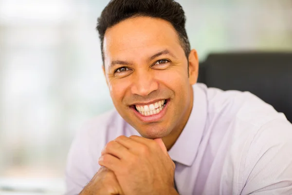 Businessman looking at the camera — Stock Photo, Image