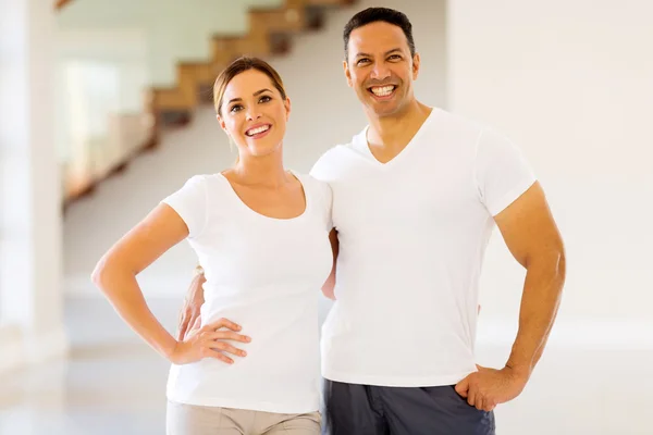 Casal feliz após o exercício — Fotografia de Stock