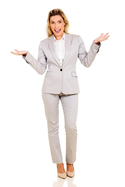 Mujer de negocios mirando sorprendida — Foto de Stock