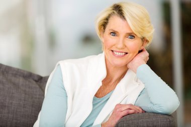 evde yaşamayı hayal kadın