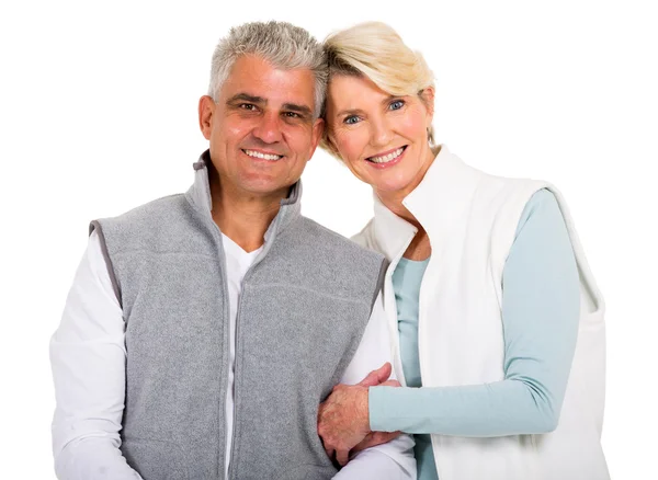 Abbracciando coppia di mezza età — Foto Stock