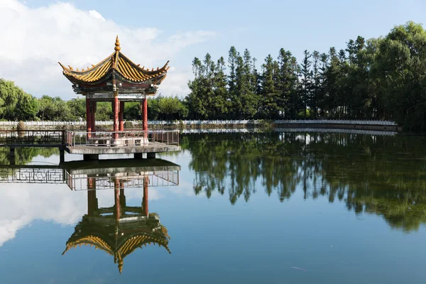 Ancient chinese pavilion — Stock Photo, Image