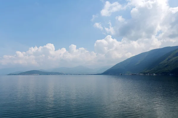 Jeziora Erhai w Dali city — Zdjęcie stockowe
