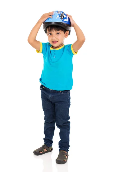 Jongen dragen helm — Stockfoto