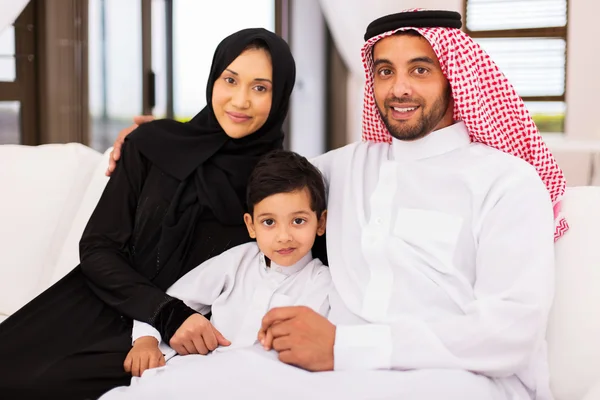 Muslim family at home — Stock Photo, Image