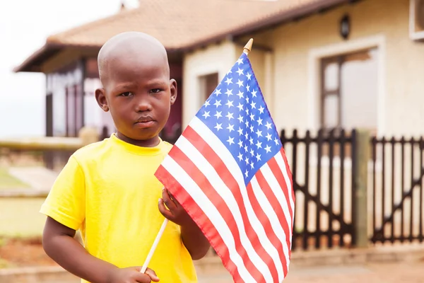 Jongen bedrijf Amerikaanse vlag — Stockfoto