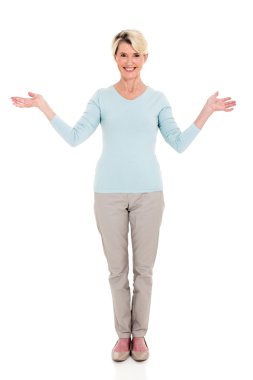 yaş kadın kolları olan açın