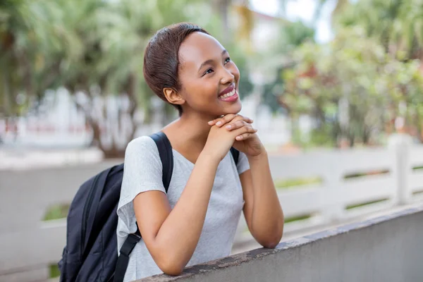 African american kobieta studentka — Zdjęcie stockowe