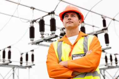 elektrik mühendisi geçti silah ile