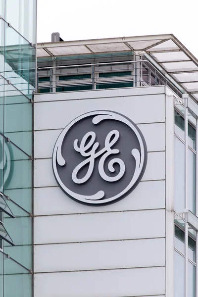 Nieuwe General Electric logo in Baden, Zwitserland — Stockfoto