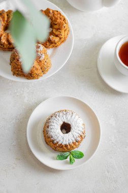 Havuçlu kek (turta, kek). Vejetaryen yemeği. Sağlıklı beslenme - hafif lezzetli besleyici bir kahvaltı (aperatif). Glütensiz ve laktozsuz sağlıklı tatlılar.