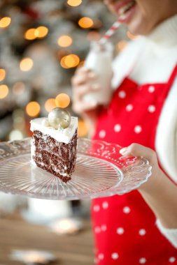 Noel pastası. Lezzetli bir dilim doğum günü pastası.