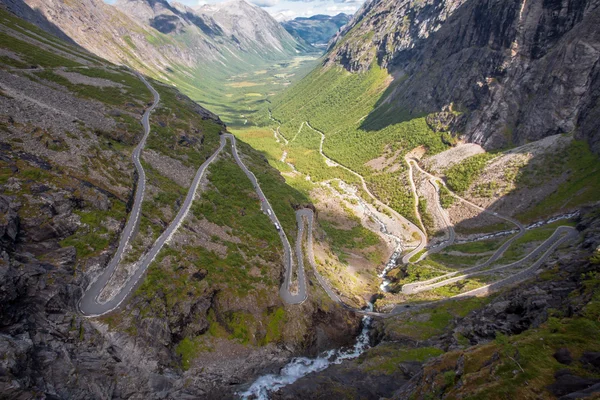 Troller yol. — Stok fotoğraf