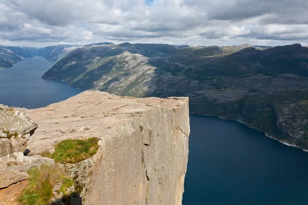 Müezzin kayası lysefjorden (Norveç) — Stok fotoğraf