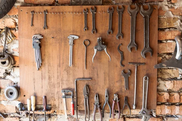 Old vintage tools at workshop. — Stock Photo, Image