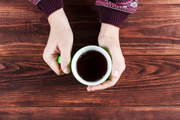 Hand with tea. — Stock Photo, Image