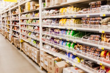 Bokeh ile süpermarket bulanık arkaplan