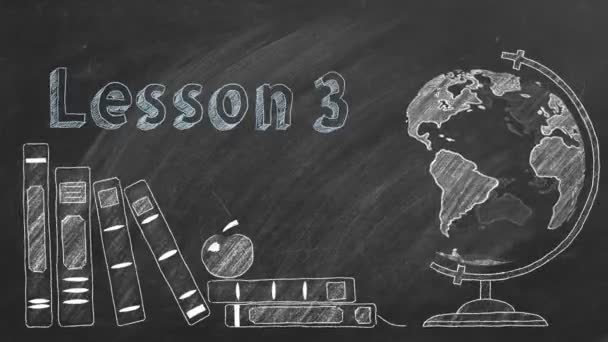 Ders Harfleri Dönen Dünya Okul Kitapları Tahtaya Tebeşirle Çiziliyor Eğitim — Stok video