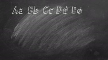 - ABC. Tahtada el çizimi alfabesi