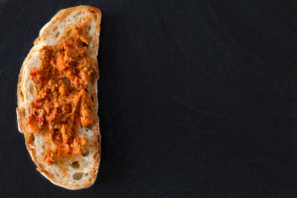 Molho de pimentão quente Bruschetta — Fotografia de Stock