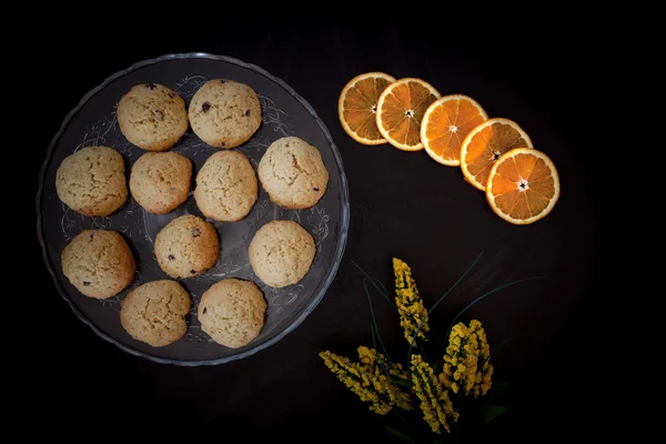 Galletas de naranja con chispas de chocolate — Foto de Stock