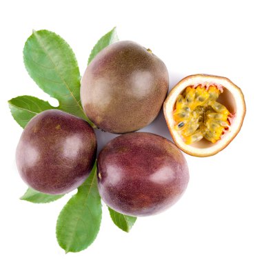 Passion Fruit yeşil ile izole bırakır