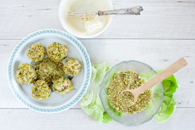 Peynir salam Antep fıstığı meze