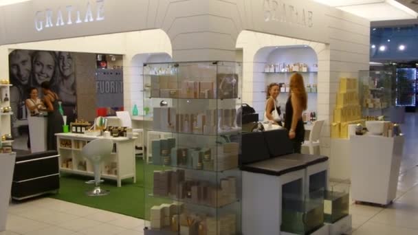 Gratiae Cosmetics Shop — Stock Video