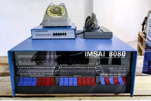 意大利罗马 2019年4月27日 Imsai的早期微型计算机于1975年末发布 它是1983年电影 战争游戏 中主角使用的黑客工具之一 免版税图库图片
