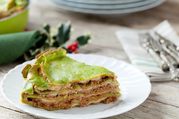 Spinazie lasagne gedeelte — Stockfoto