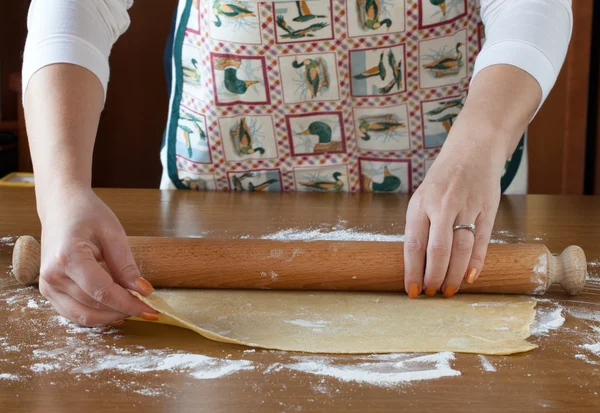 Rolling Out Pasta Sheet On Wooden Table — Stock Photo, Image