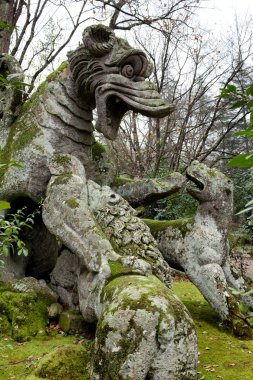 Kanatlı ejderha heykeli, Bomarzo, Viterbo, İtalya