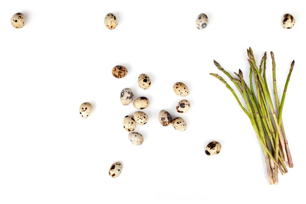 Quail Eggs And Asparagus — Stock Photo, Image