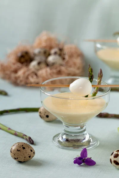 Quail Eggs In Mustard Mayonnaise — Stock Photo, Image