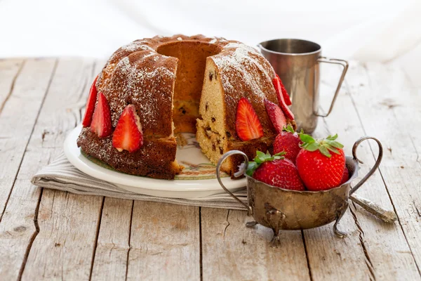 Rustic Style Bundt Cake — Stock Photo, Image