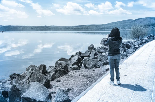 Woman Taking Pictures — Stock Photo, Image