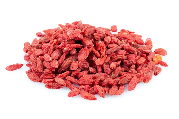 Goji の果実を乾燥させたάνδρας να επιβάλει γυναίκα στα χέρια στο Λιβάδι το καλοκαίρι — ストック写真