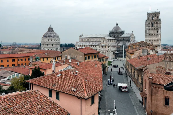 Pohled na Pisa Dome náměstí z výšky — Stock fotografie