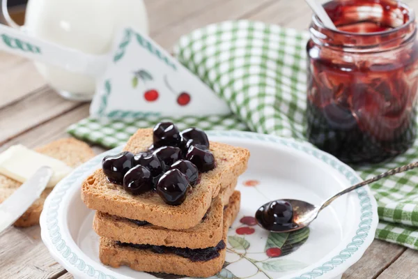 Breakfast With Rusks And Sour Cherries Jam — Stock Photo, Image