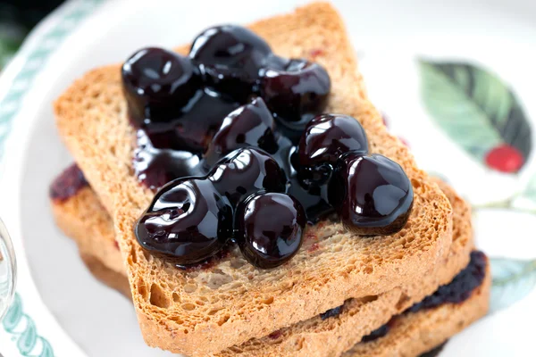 Mermelada de cerezas agrias —  Fotos de Stock