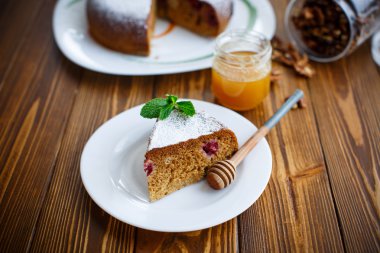 tatlı bal kek kiraz ile 