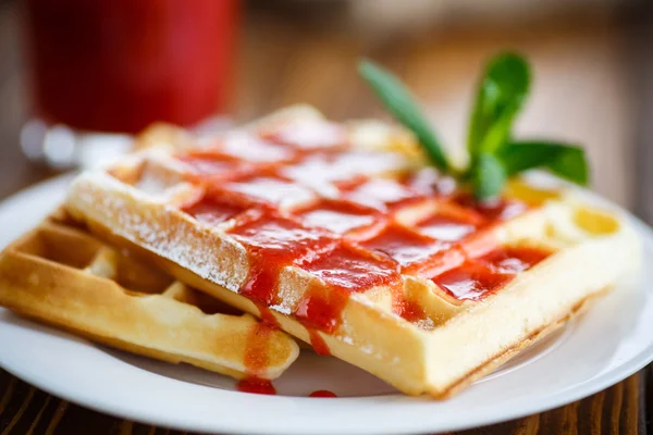 Viennese sweet waffles with strawberry jam — Stock Photo, Image